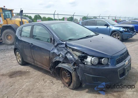 2015 Chevrolet Sonic Ls Auto из США, поврежденный, VIN 1G1JA6SH6F4173054